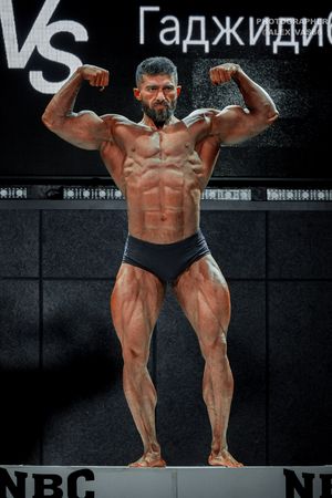 CLASSIC PHYSIQUE